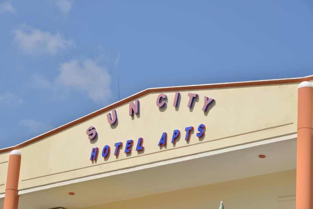 Sun City คาโตดารัตโซ ภายนอก รูปภาพ